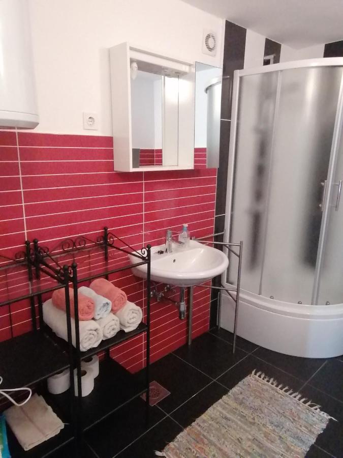 Apartman Nora Apartment Đảo Hvar Ngoại thất bức ảnh
